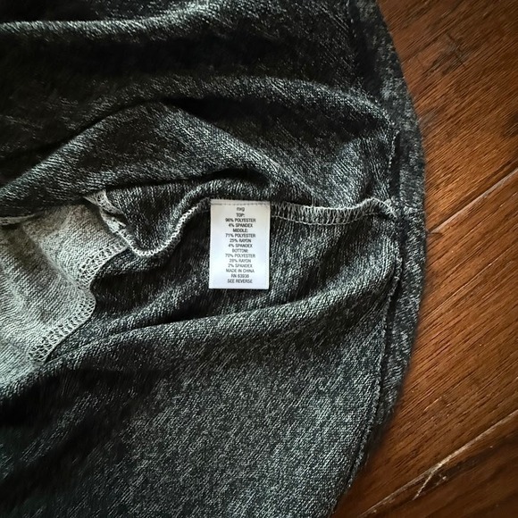 Sunday Gray Black Striped Hoodie Sweater Plus Size 2X V-Neck Pullover - Picture 4 of 7